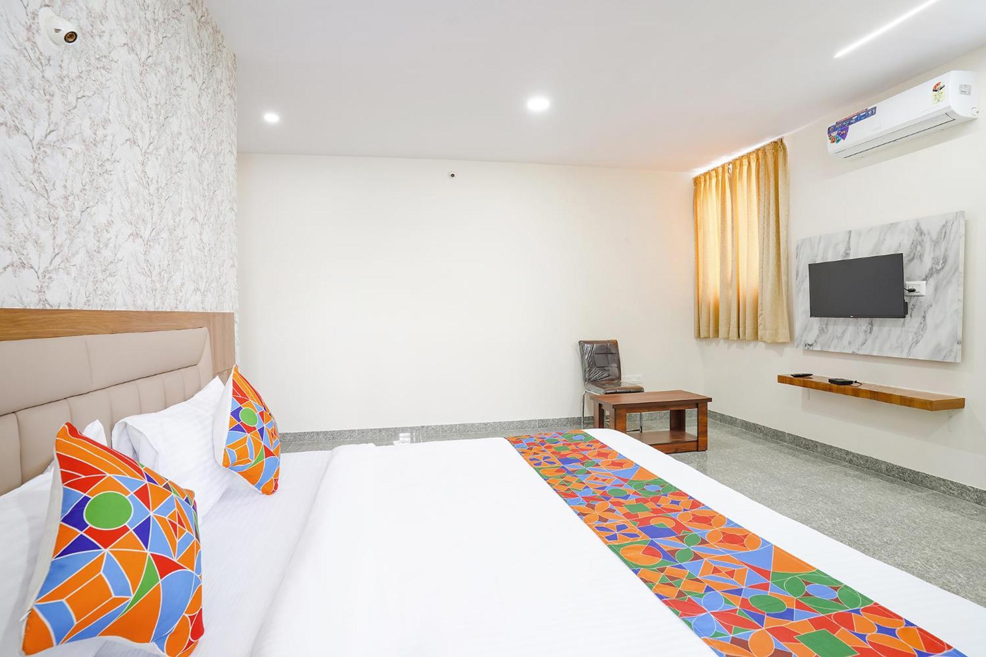 Fabhotel Platinum Palace - Nr Magadi Main Road 班加罗尔 外观 照片