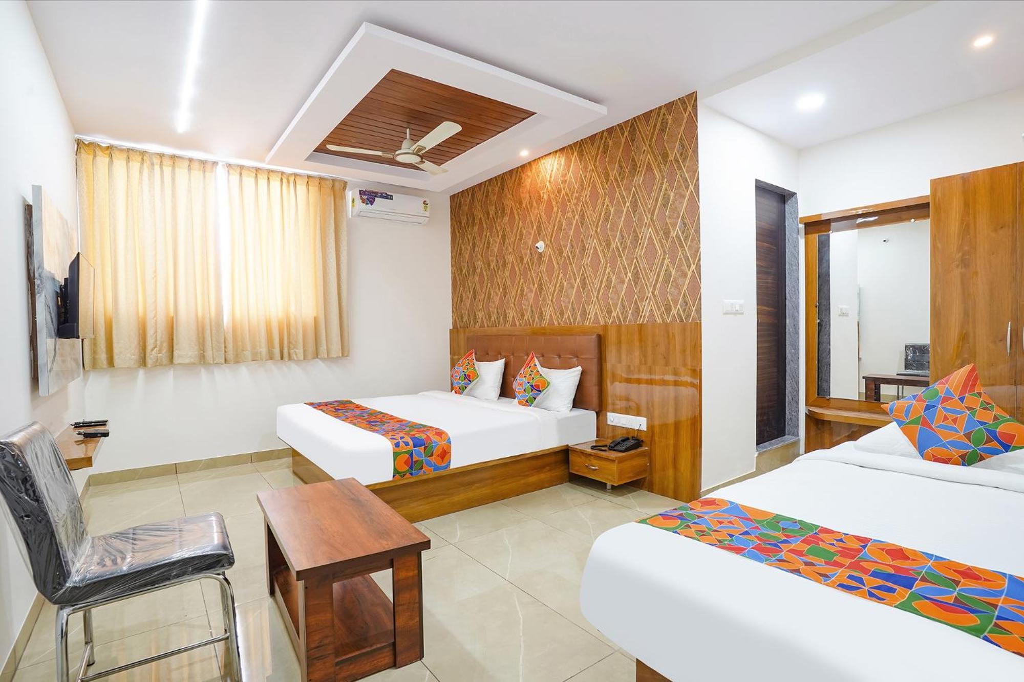 Fabhotel Platinum Palace - Nr Magadi Main Road 班加罗尔 外观 照片