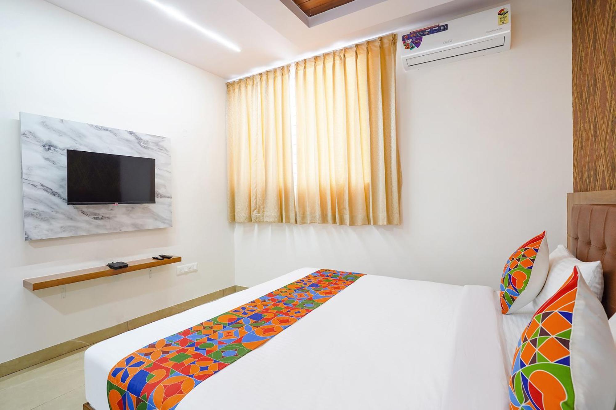 Fabhotel Platinum Palace - Nr Magadi Main Road 班加罗尔 外观 照片